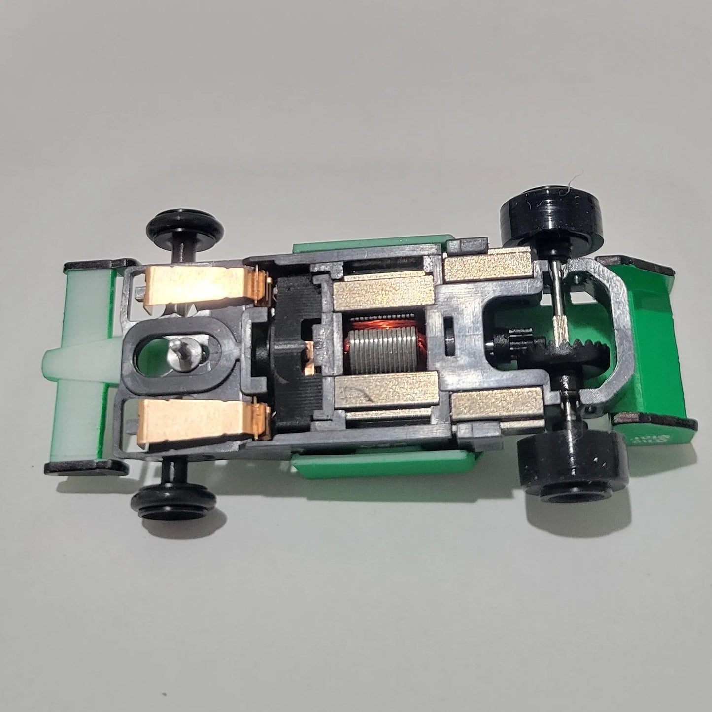 VIPER CUSTOM FORMULA V004 HO CAR